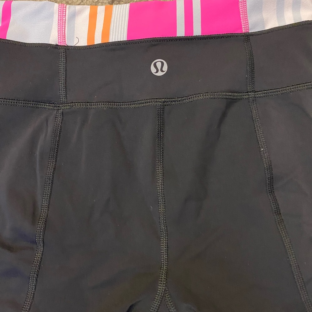 Girls Lululemon crop leggings